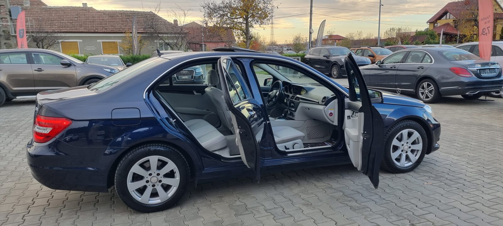 MERCEDES-BENZ C220 CDI, 2.2 DIESEL, 170 CP, AN 2011, EURO 5     RATE-LIVRARE-GARANTIE
