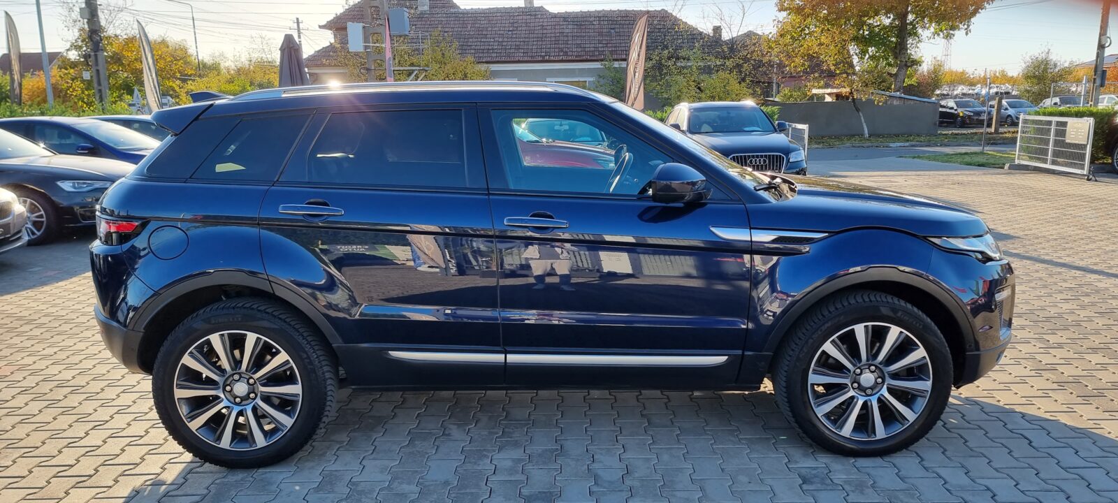 RANGE ROVER EVOQUE AUTOBIOGRAPHY 4X4, 2.0 DIESEL, 180 CP, AN 2015, EURO 6       REVIZIE EFECTUATA ( DISTRIBUTIE + ULEI CUTIE + ULEI SI FILTRE )     RATE-LIVRARE-GARANTIE
