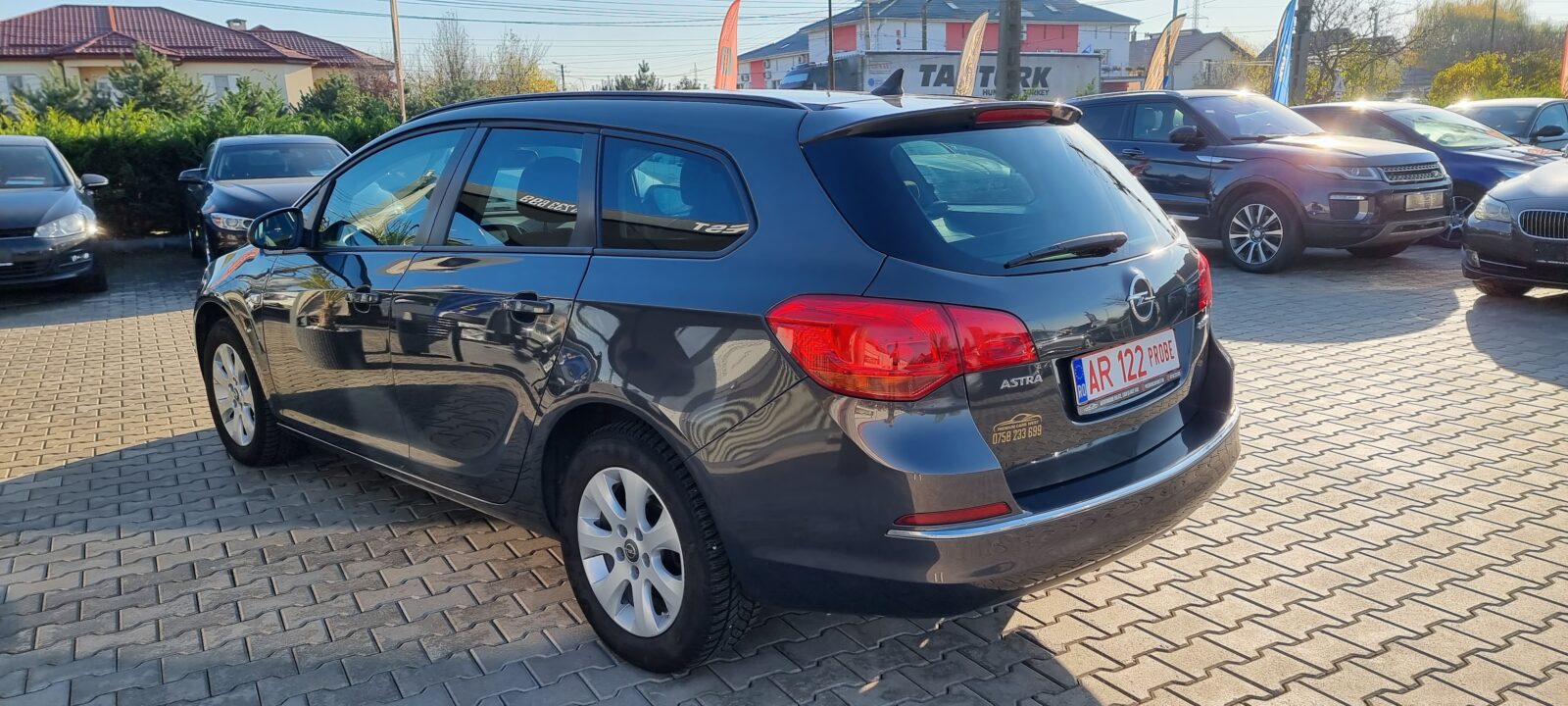 OPEL ASTRA J, 1.6 DIESEL, 136 CP, AN 2015, EURO 6     RATE-LIVRARE-GARANTIE