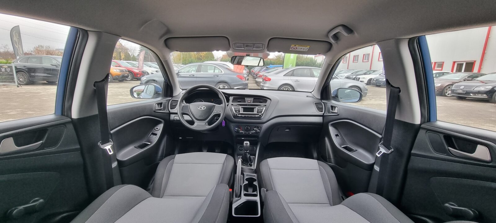 HYUNDAI i20, 1.25 BENZINA, 75 CP, AN 2017, EURO 6      REVIZIE EFECTUATA ( DISTRIBUTIE + ULEI SI FILTRE )   RATE-LIVRARE-GARANTIE