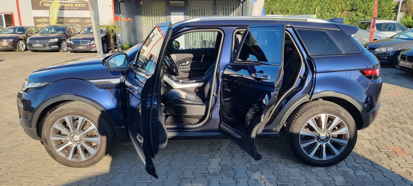 RANGE ROVER EVOQUE AUTOBIOGRAPHY 4X4, 2.0 DIESEL, 180 CP, AN 2015, EURO 6       REVIZIE EFECTUATA ( DISTRIBUTIE + ULEI CUTIE + ULEI SI FILTRE )     RATE-LIVRARE-GARANTIE