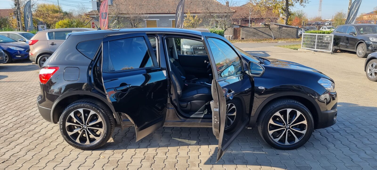 NISSAN QASHQAI TEKNA 4X4, 2.0 DIESEL, 150 CP, AN 2011, EURO 5      RATE-LIVRARE-GARANTIE