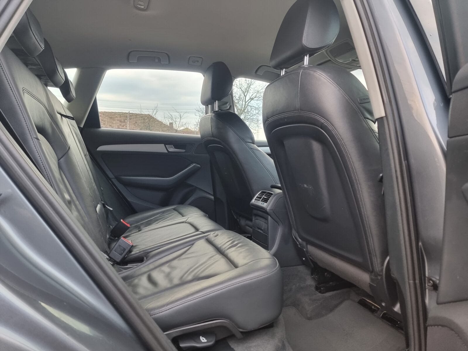 AUDI Q5 S-LINE QUATTRO, 2.0 TDI, 190 CP, AN 2017, EURO 6    REVIZIE EFECTUATA ( DISTRIBUTIE + ULEI SI FILTRE )     RATE-LIVRARE-GARANTIE