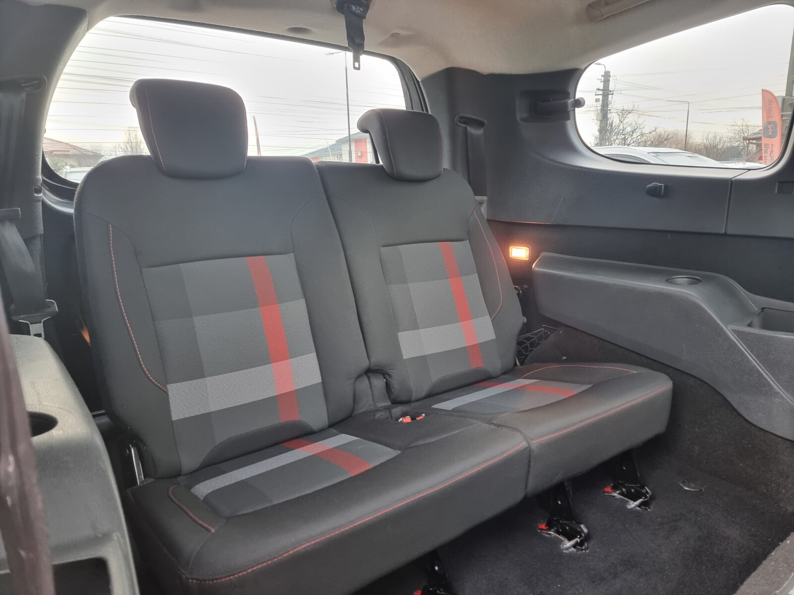 DACIA LODGY STEPWAY, 7 LOCURI, 1.3 BENZINA, 131 CP, AN 2019, EURO 6     RATE-LIVRARE-GARANTIE