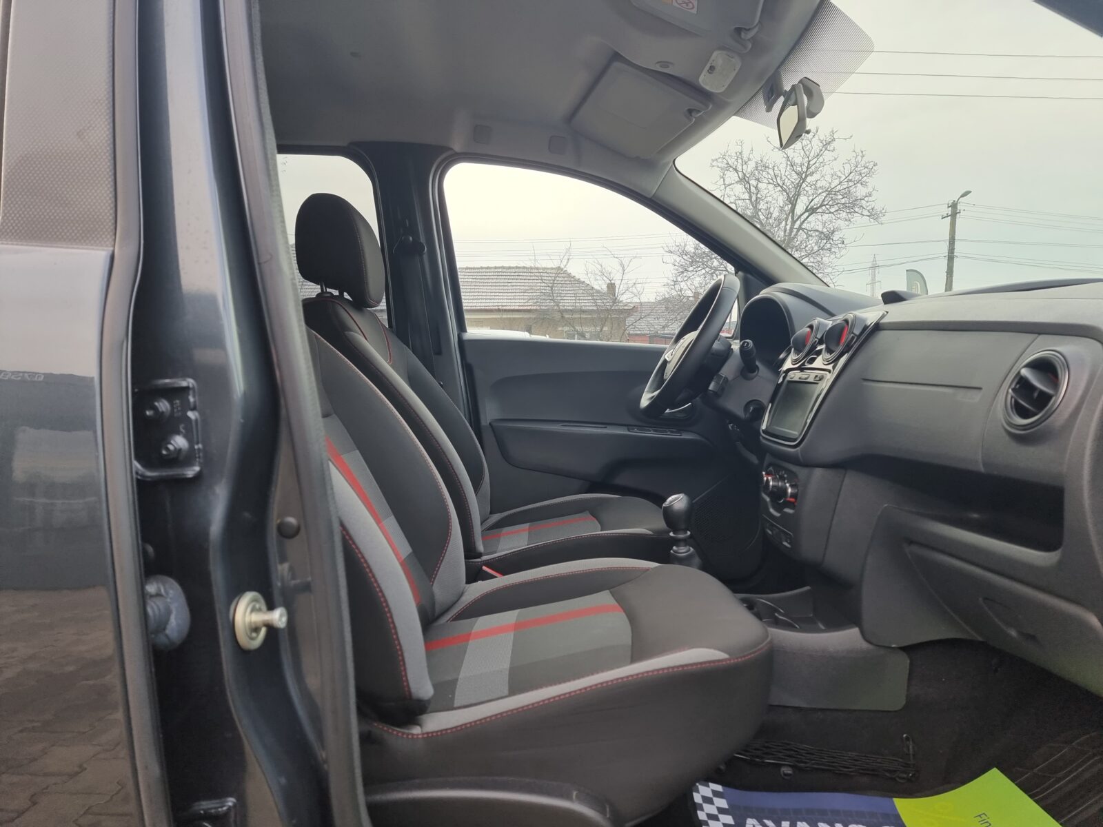 DACIA LODGY STEPWAY, 7 LOCURI, 1.3 BENZINA, 131 CP, AN 2019, EURO 6     RATE-LIVRARE-GARANTIE