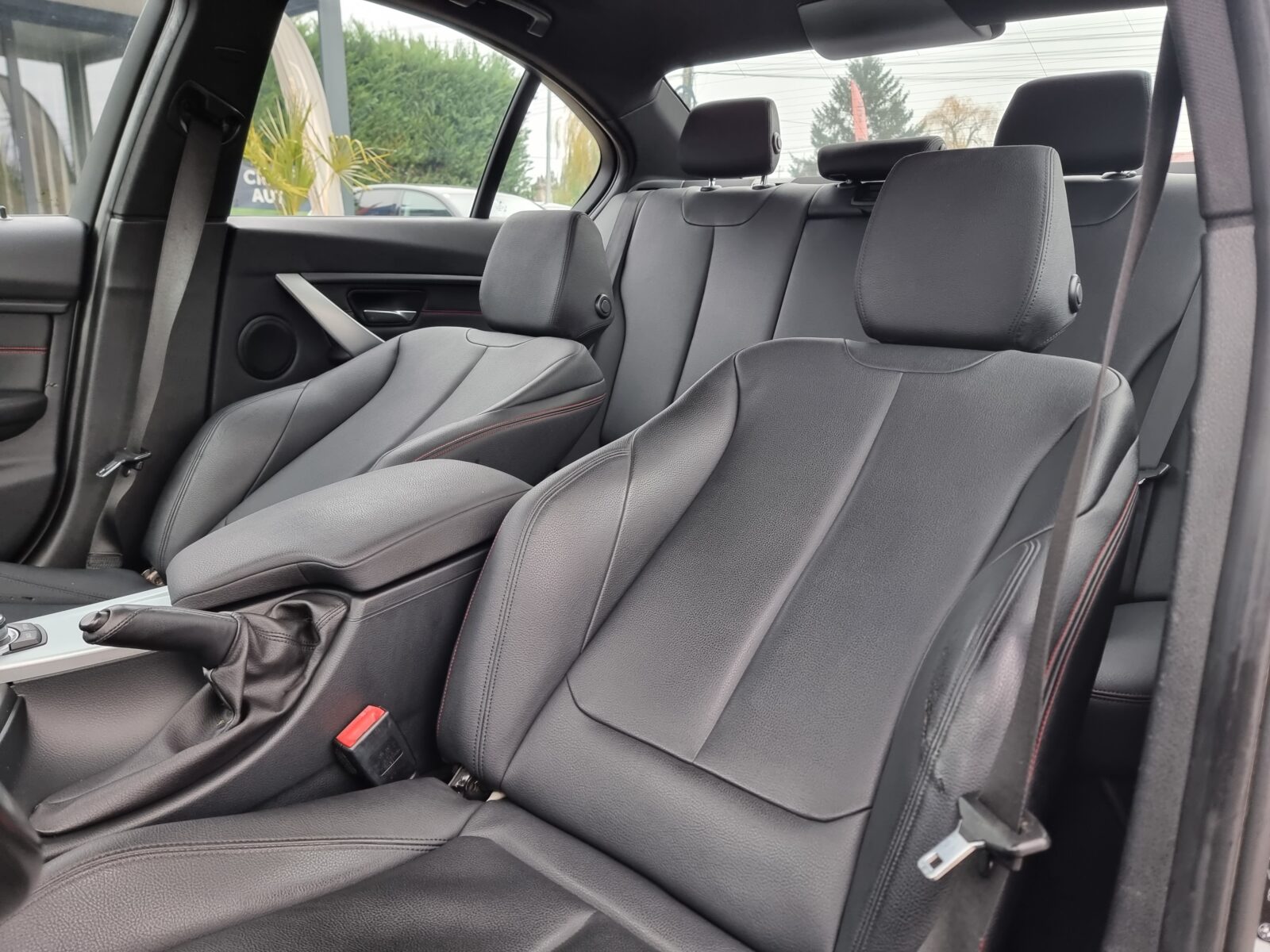 BMW SERIA 3, 2.0 DIESEL, 143 CP, AN 2013, EURO 5    RATE-LIVRARE-GARANTIE