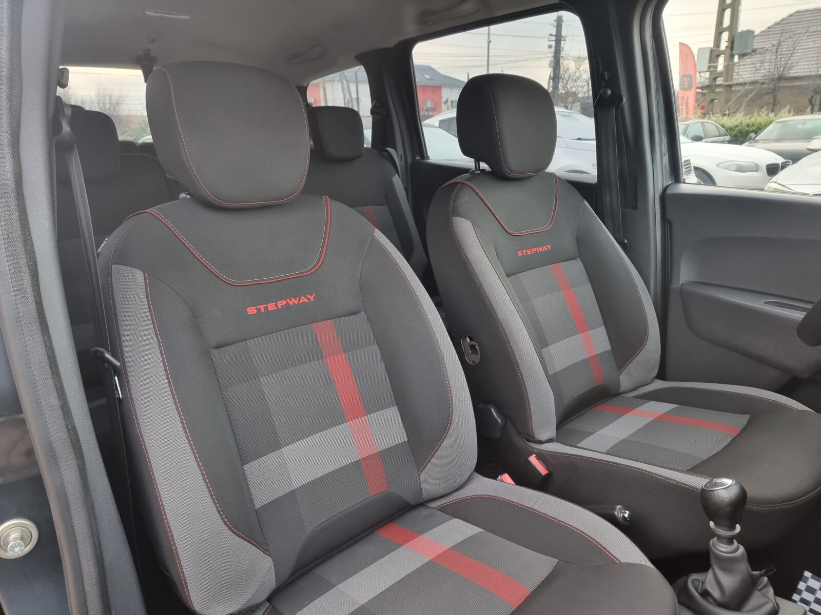 DACIA LODGY STEPWAY, 7 LOCURI, 1.3 BENZINA, 131 CP, AN 2019, EURO 6     RATE-LIVRARE-GARANTIE