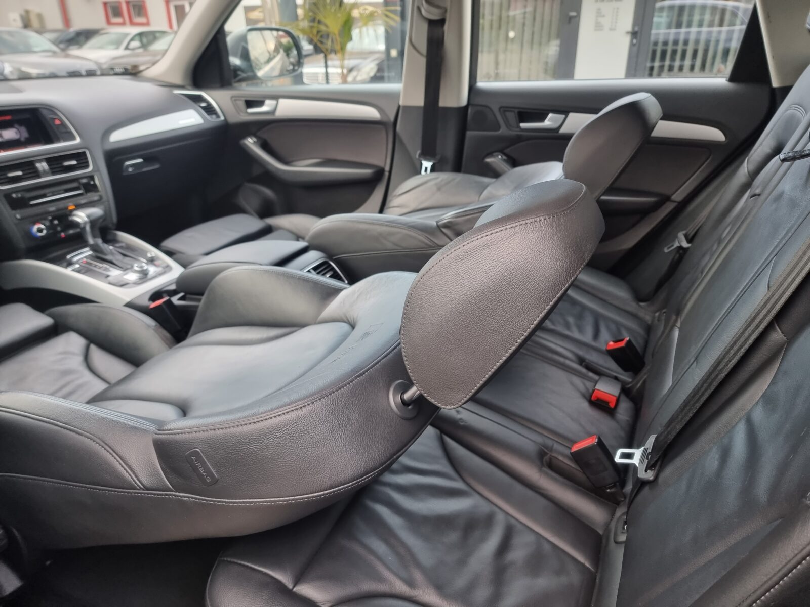 AUDI Q5 S-LINE QUATTRO, 2.0 TDI, 190 CP, AN 2017, EURO 6    REVIZIE EFECTUATA ( DISTRIBUTIE + ULEI SI FILTRE )     RATE-LIVRARE-GARANTIE