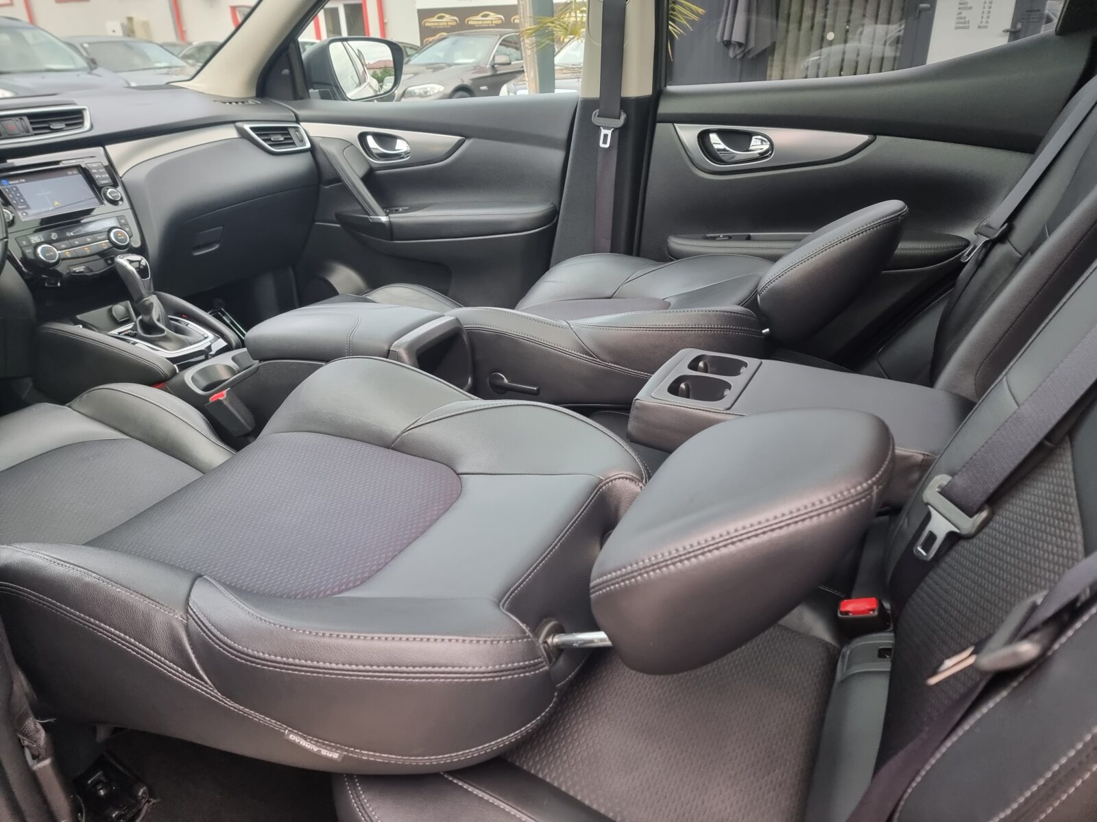 NISSAN QASHQAI, 1.6 DIESEL, 131 CP, AN 2018, EURO 6      RATE-LIVRARE-GARANTIE