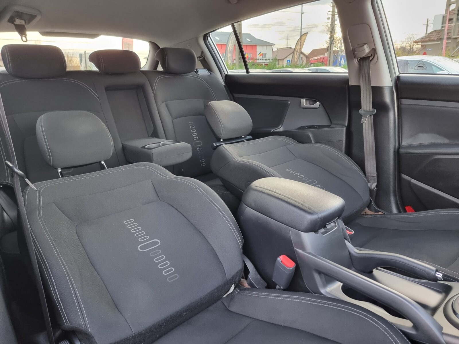 KIA SPORTAGE 4X4, 2.0 DIESEL, 136 CP, AN 2010, EURO 5    RATE-LIVRARE-GARANTIE