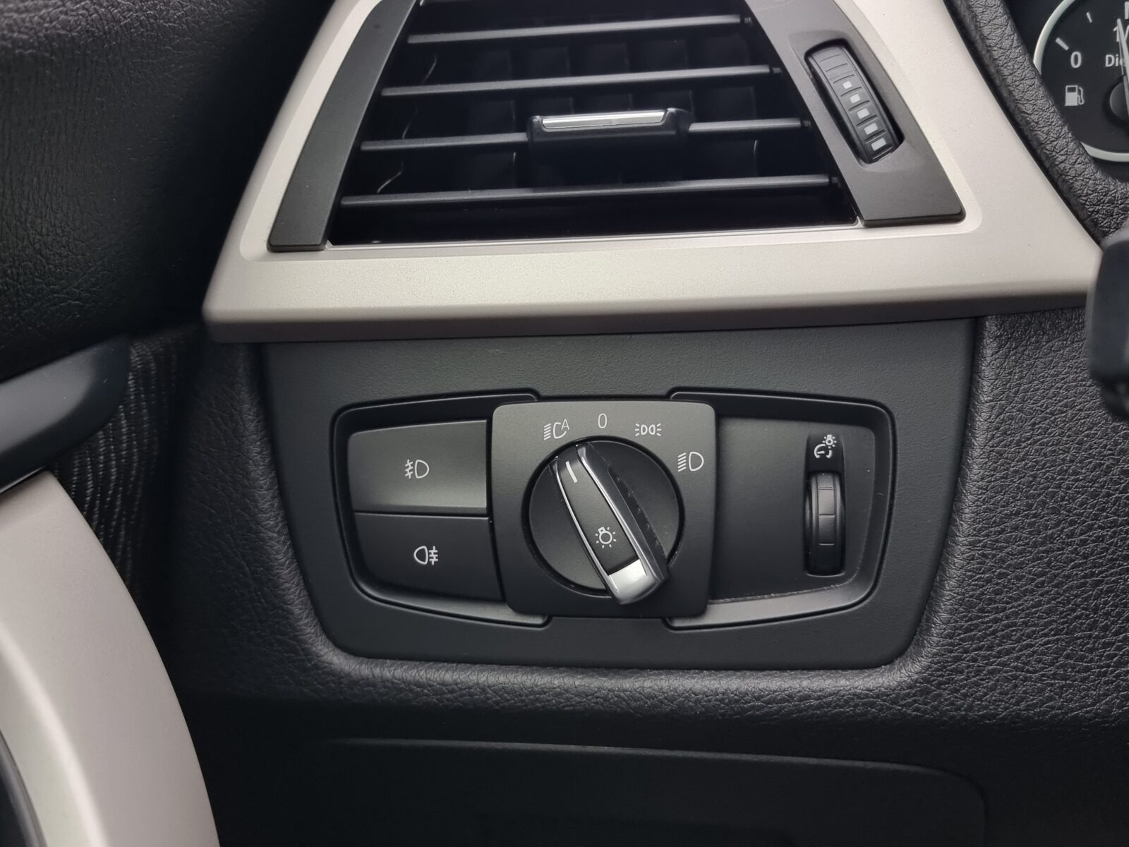 BMW SERIA 3 GT, 2.0 DIESEL, 143 CP, AN 2013, EURO 5    RATE-LIVRARE-GARANTIE