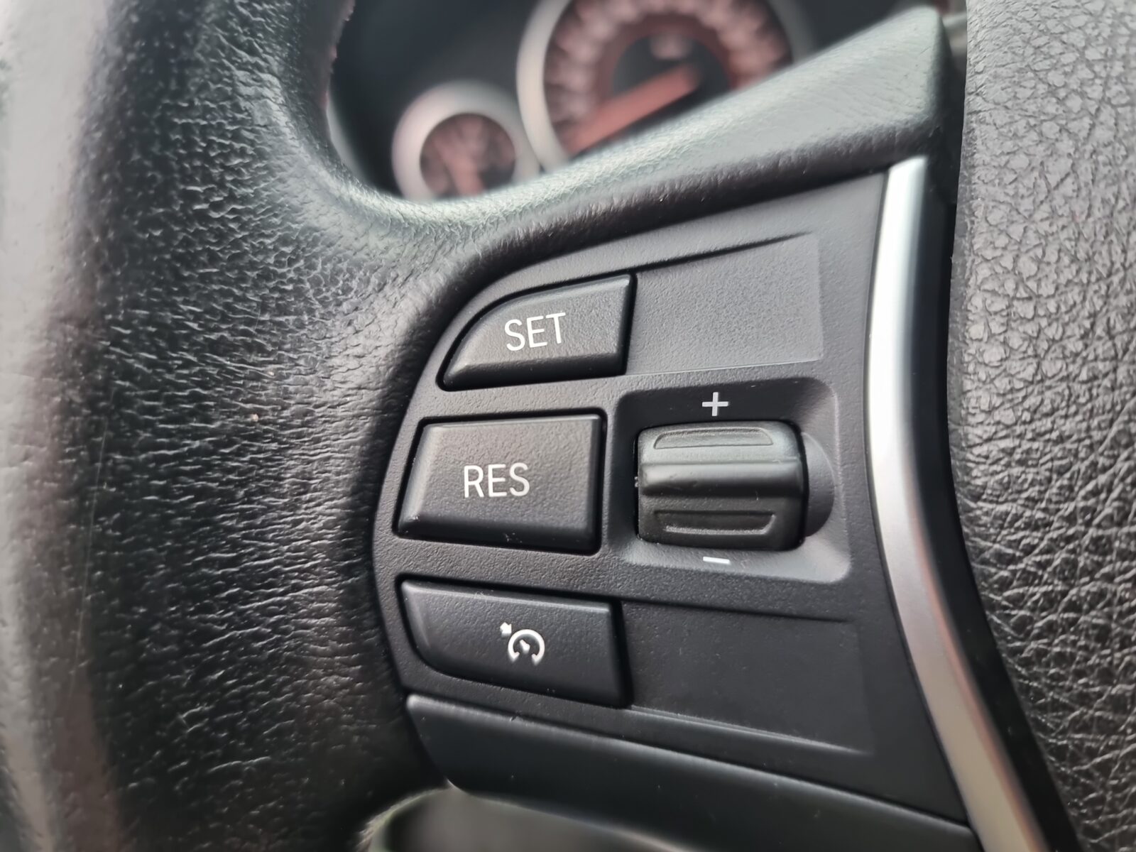 BMW SERIA 3, 2.0 DIESEL, 143 CP, AN 2013, EURO 5    RATE-LIVRARE-GARANTIE