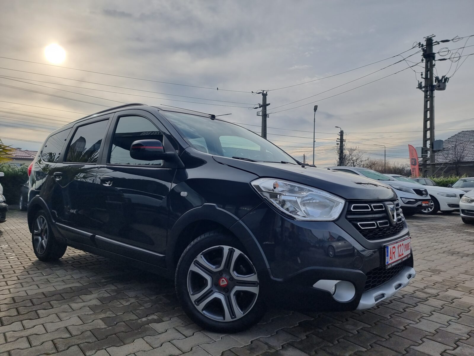 DACIA LODGY STEPWAY, 7 LOCURI, 1.3 BENZINA, 131 CP, AN 2019, EURO 6     RATE-LIVRARE-GARANTIE