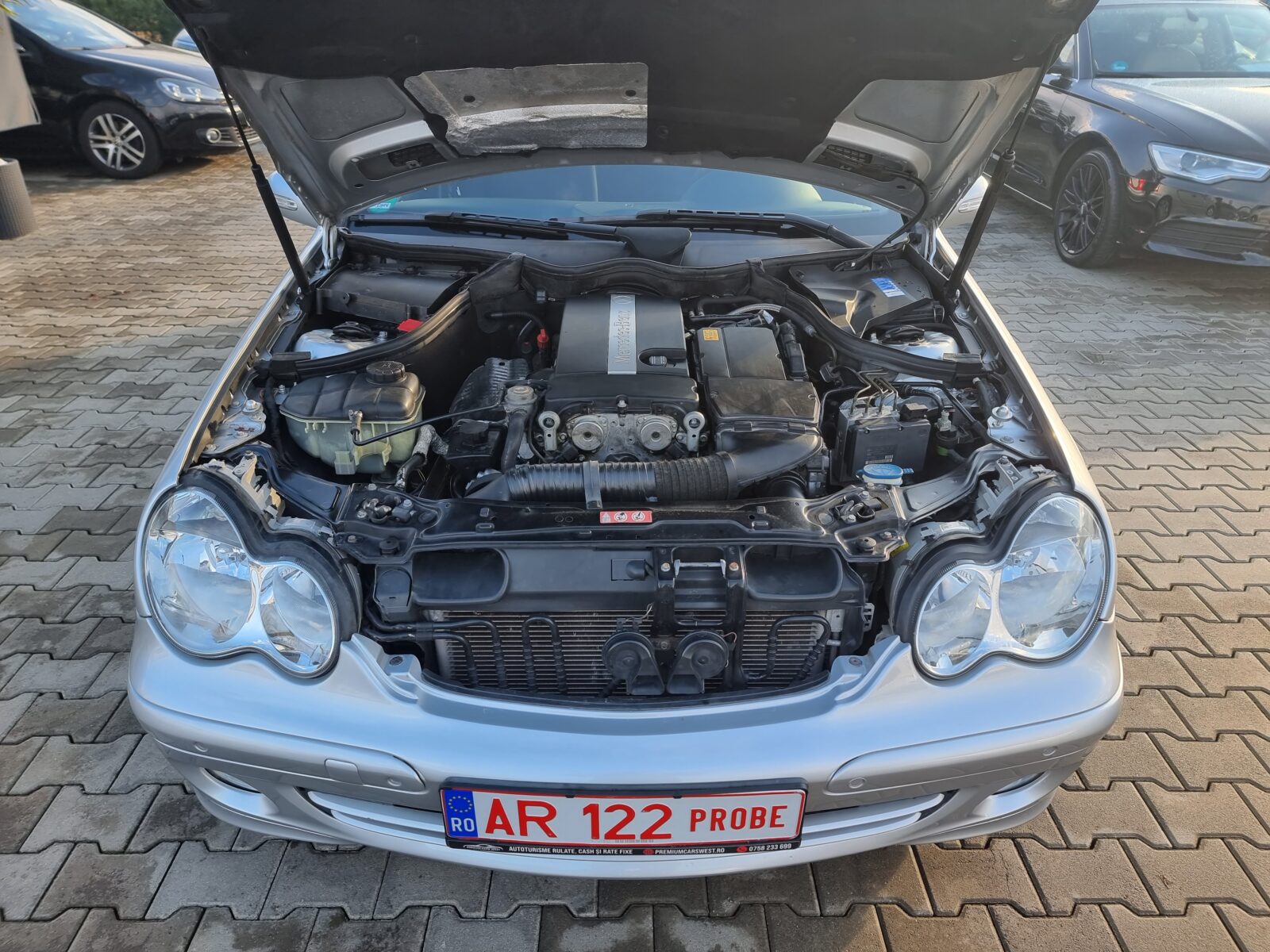 MERCEDES C180, 1.8 BENZINA, 143 CP, AN 2005      REVIZIE EFECTUATA ( DISTRIBUTIE + ULEI SI FILTRE )     RATE-LIVRARE-GARANTIE