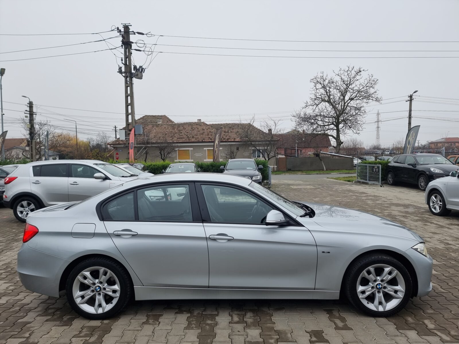 BMW SERIA 3, 2.0 DIESEL, 143 CP, AN 2013, EURO 5    RATE-LIVRARE-GARANTIE