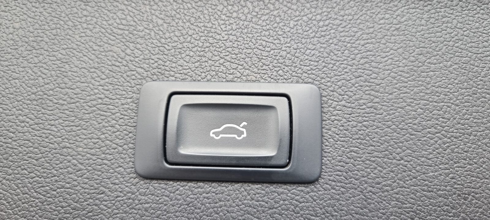 AUDI A4 S-LINE QUATTRO, 2.0 TDI, 177 CP, AN 2015, EURO 5    RATE-LIVRARE-GARANTIE