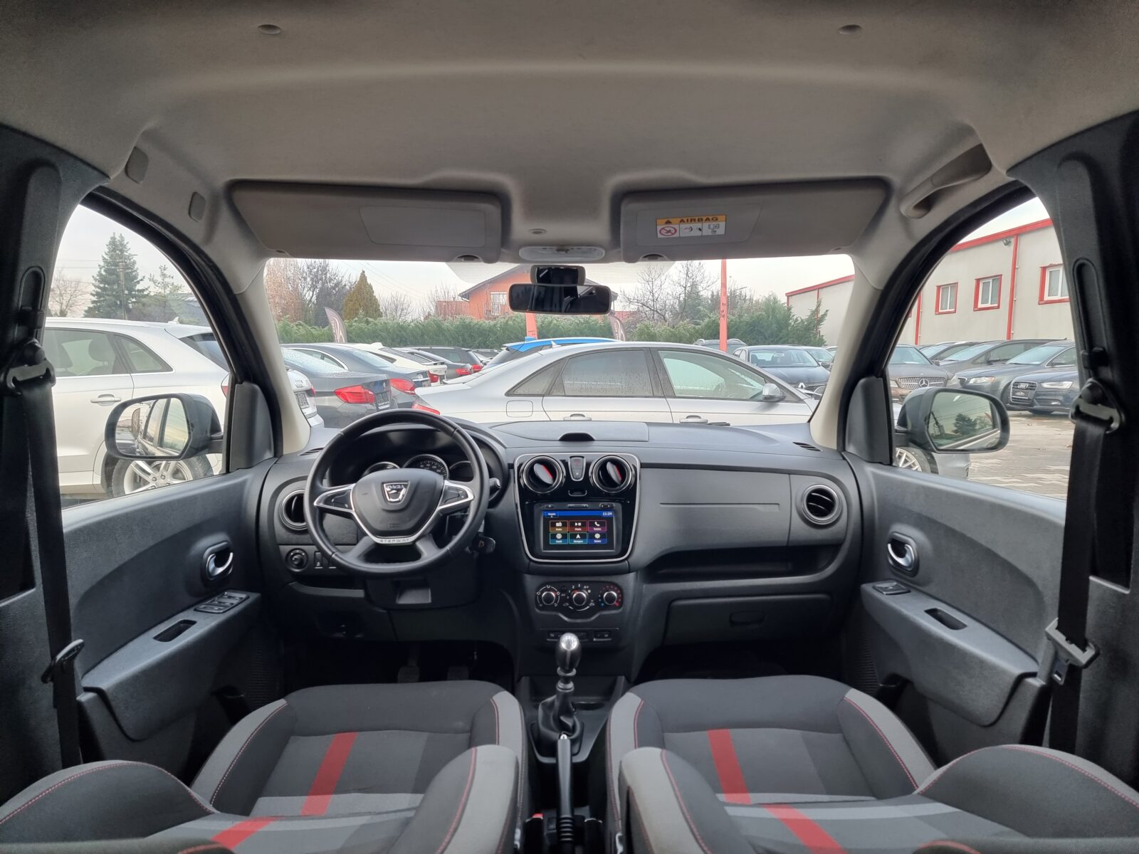 DACIA LODGY STEPWAY, 7 LOCURI, 1.3 BENZINA, 131 CP, AN 2019, EURO 6     RATE-LIVRARE-GARANTIE