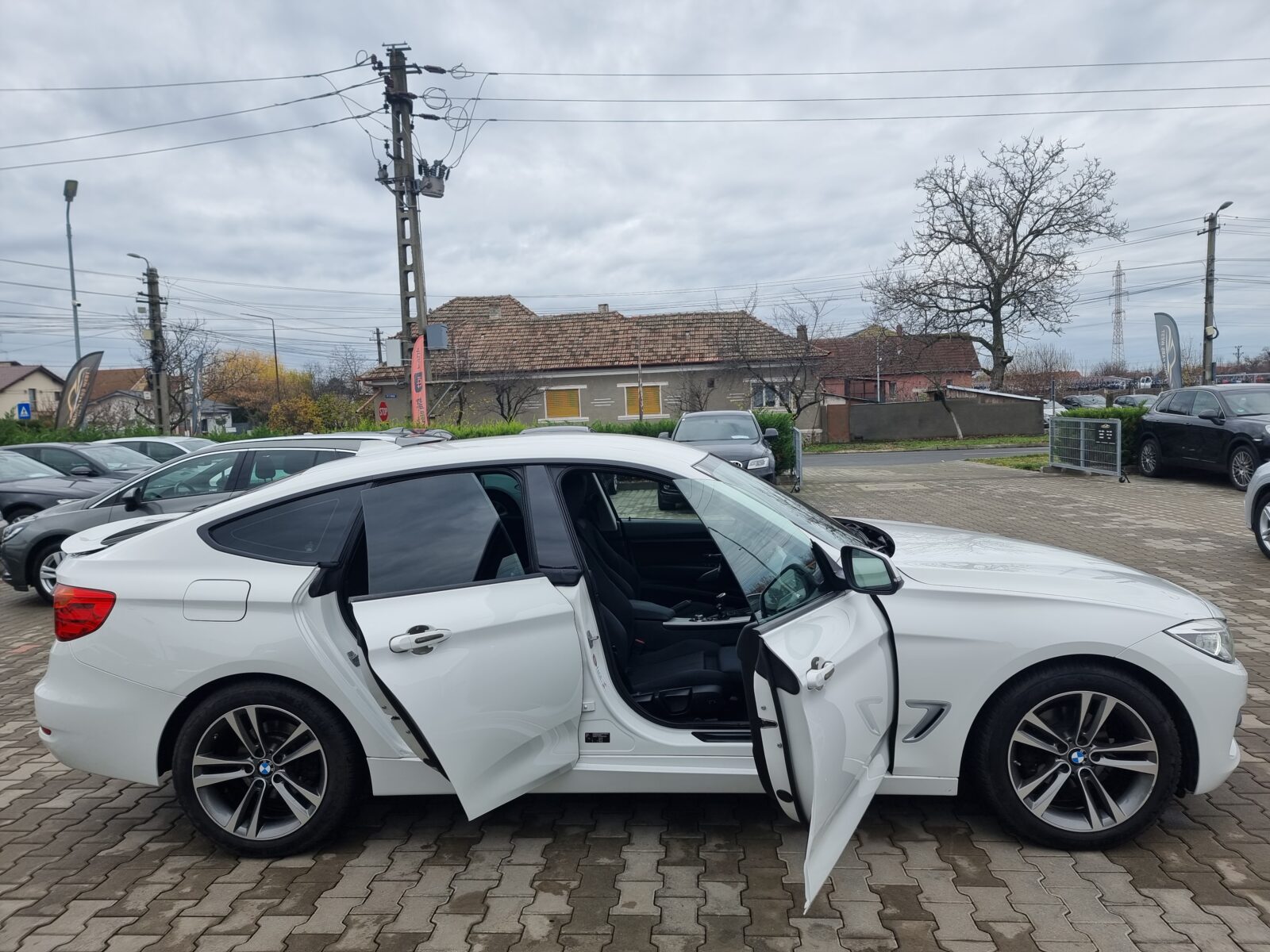 BMW SERIA 3 GT, 2.0 DIESEL, 143 CP, AN 2013, EURO 5    RATE-LIVRARE-GARANTIE
