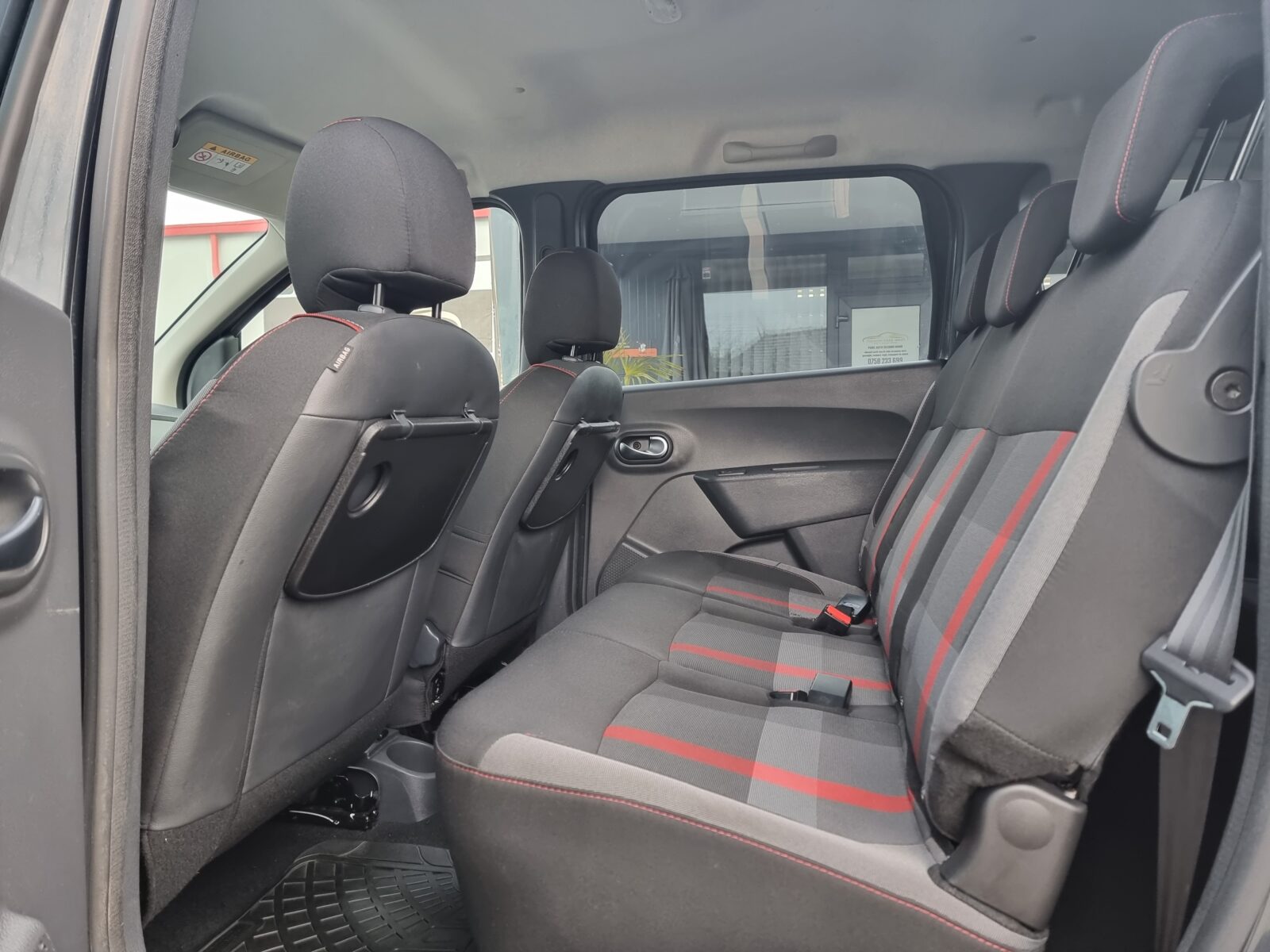 DACIA LODGY STEPWAY, 7 LOCURI, 1.3 BENZINA, 131 CP, AN 2019, EURO 6     RATE-LIVRARE-GARANTIE