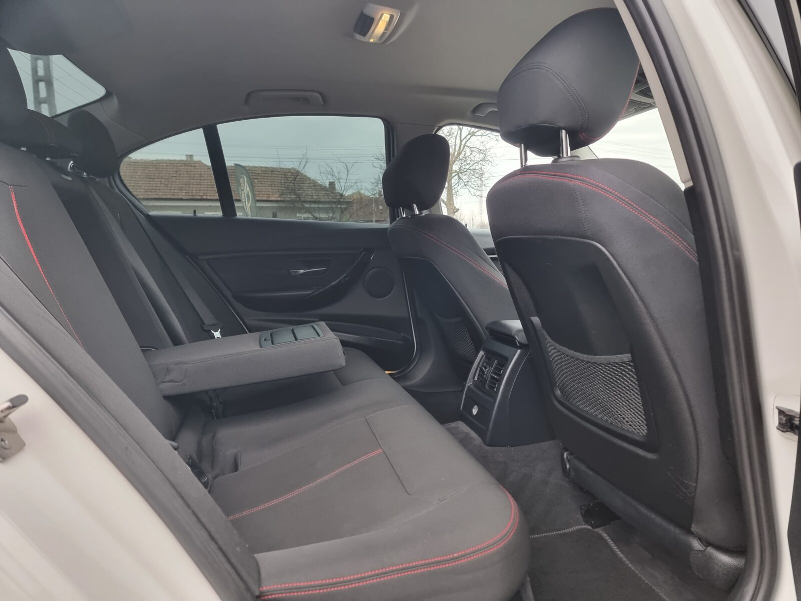 BMW SERIA 3 XDRIVE, 2.0 DIESEL, 143 CP, AN 2015, EURO 5     RATE-LIVRARE-GARANTIE