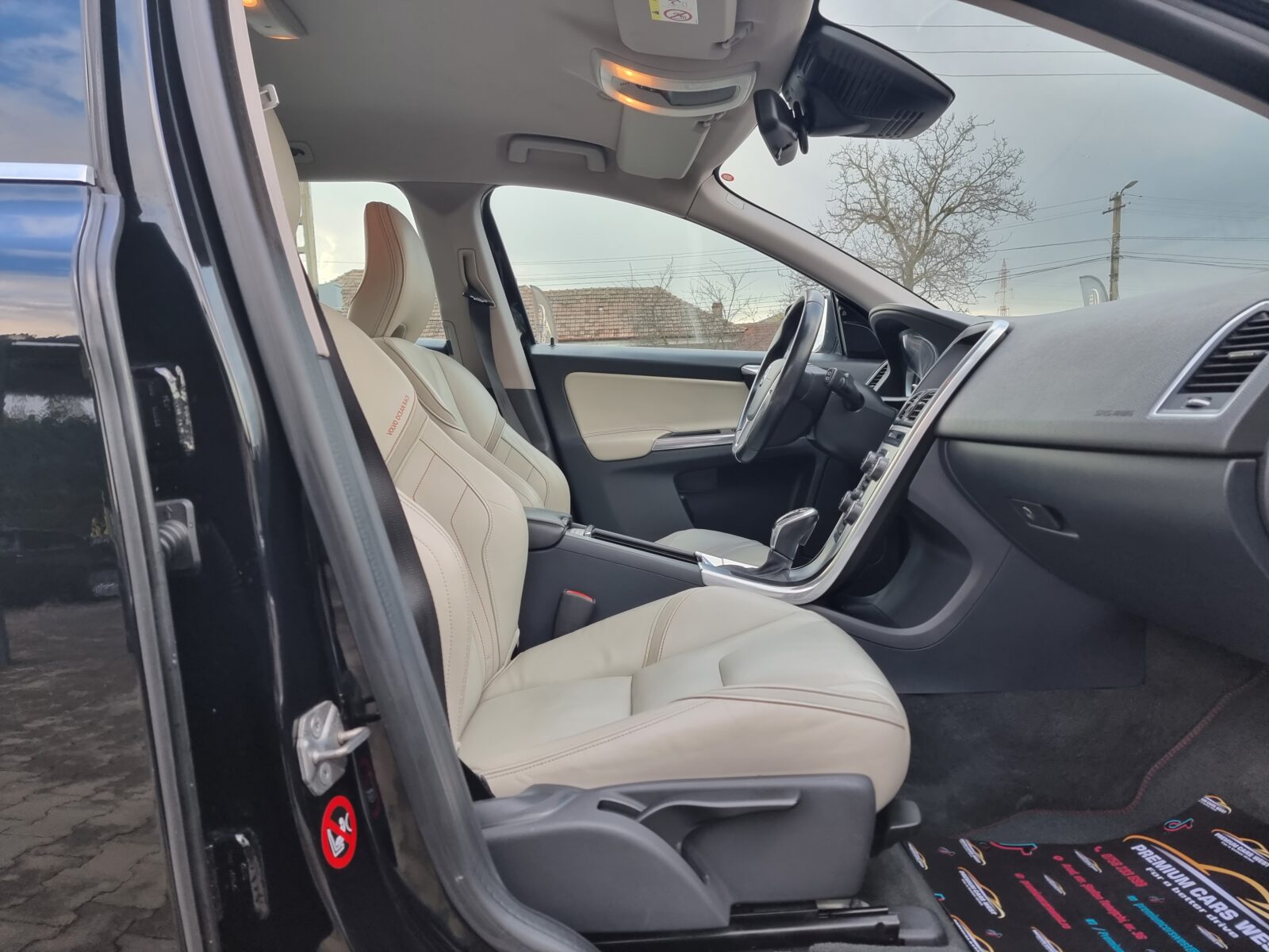 VOLVO XC-60 4X4 OCEAN RACE, 2.4 DIESEL, 190 CP, AN 2016, EURO 6    RATE-LIVRARE-GARANTIE