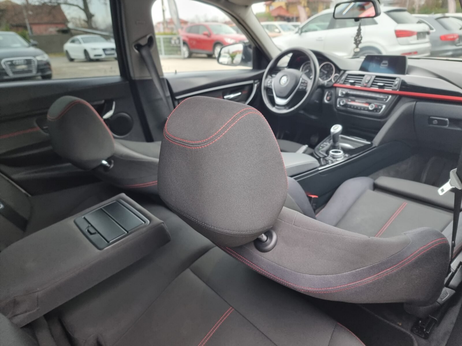BMW SERIA 3 XDRIVE, 2.0 DIESEL, 143 CP, AN 2015, EURO 5     RATE-LIVRARE-GARANTIE