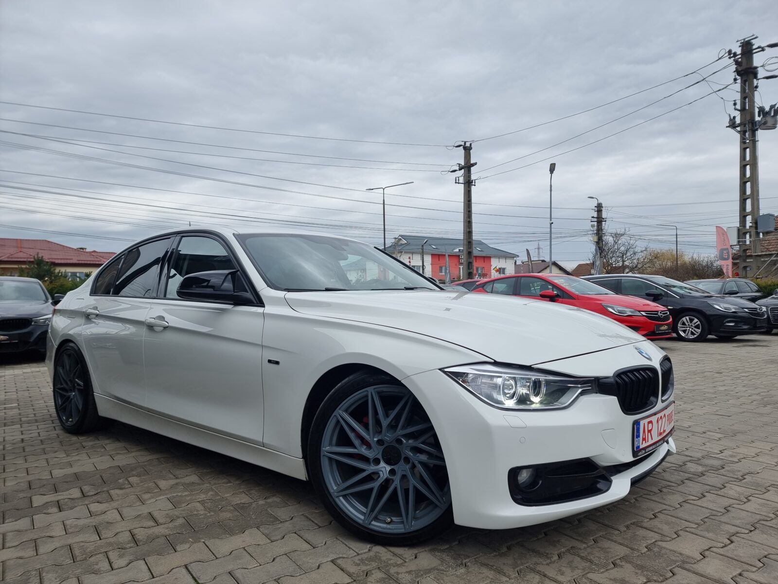 BMW SERIA 3 XDRIVE, 2.0 DIESEL, 143 CP, AN 2015, EURO 5     RATE-LIVRARE-GARANTIE
