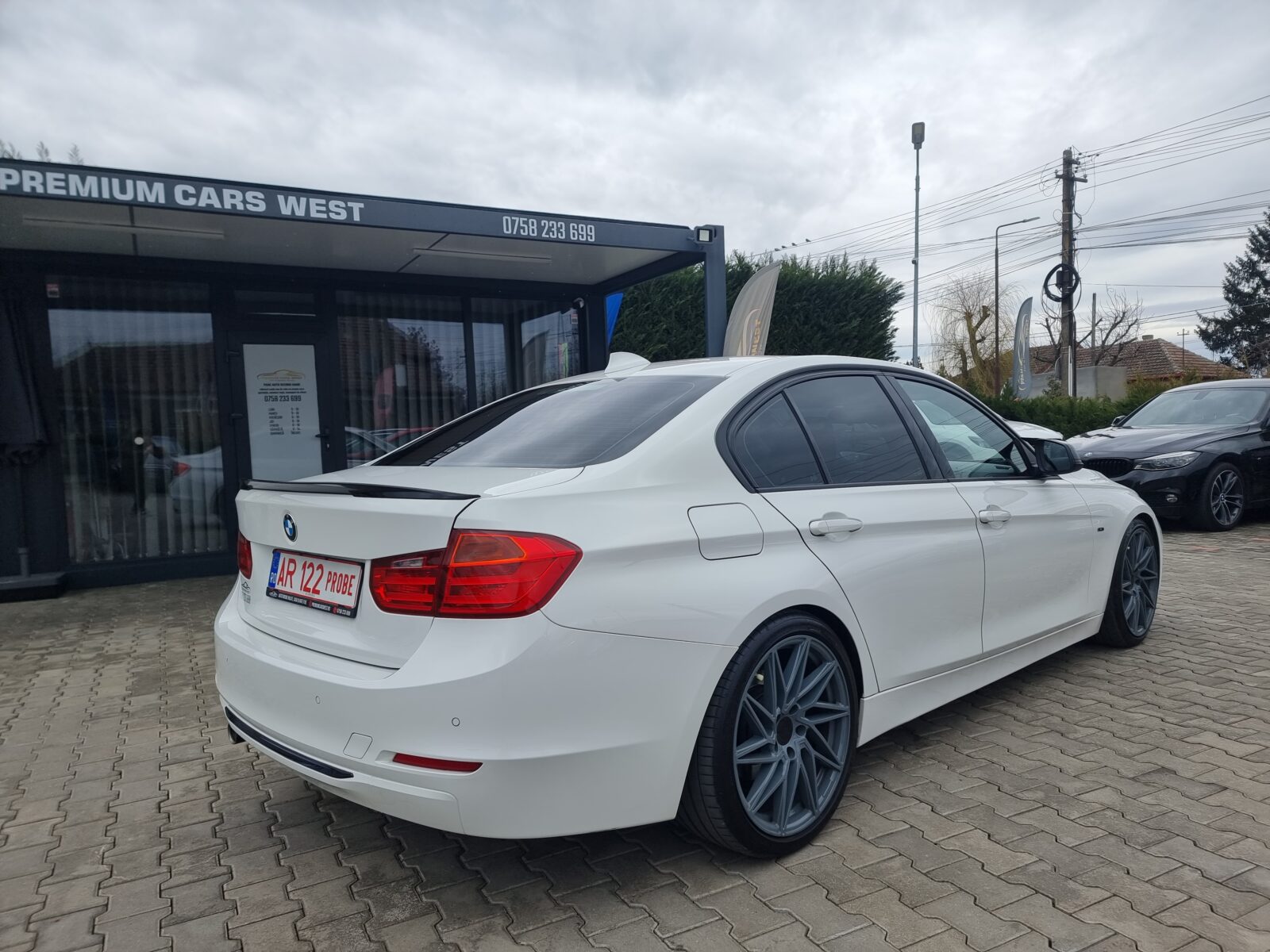 BMW SERIA 3 XDRIVE, 2.0 DIESEL, 143 CP, AN 2015, EURO 5     RATE-LIVRARE-GARANTIE