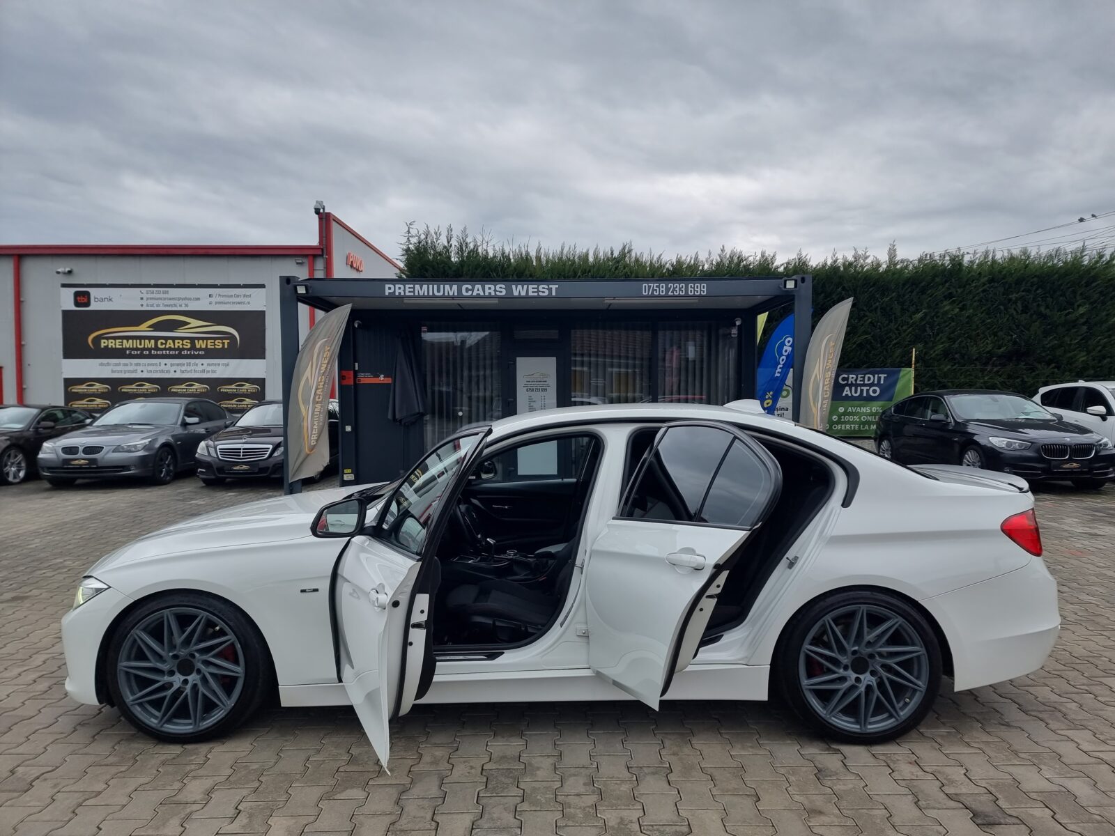 BMW SERIA 3 XDRIVE, 2.0 DIESEL, 143 CP, AN 2015, EURO 5     RATE-LIVRARE-GARANTIE