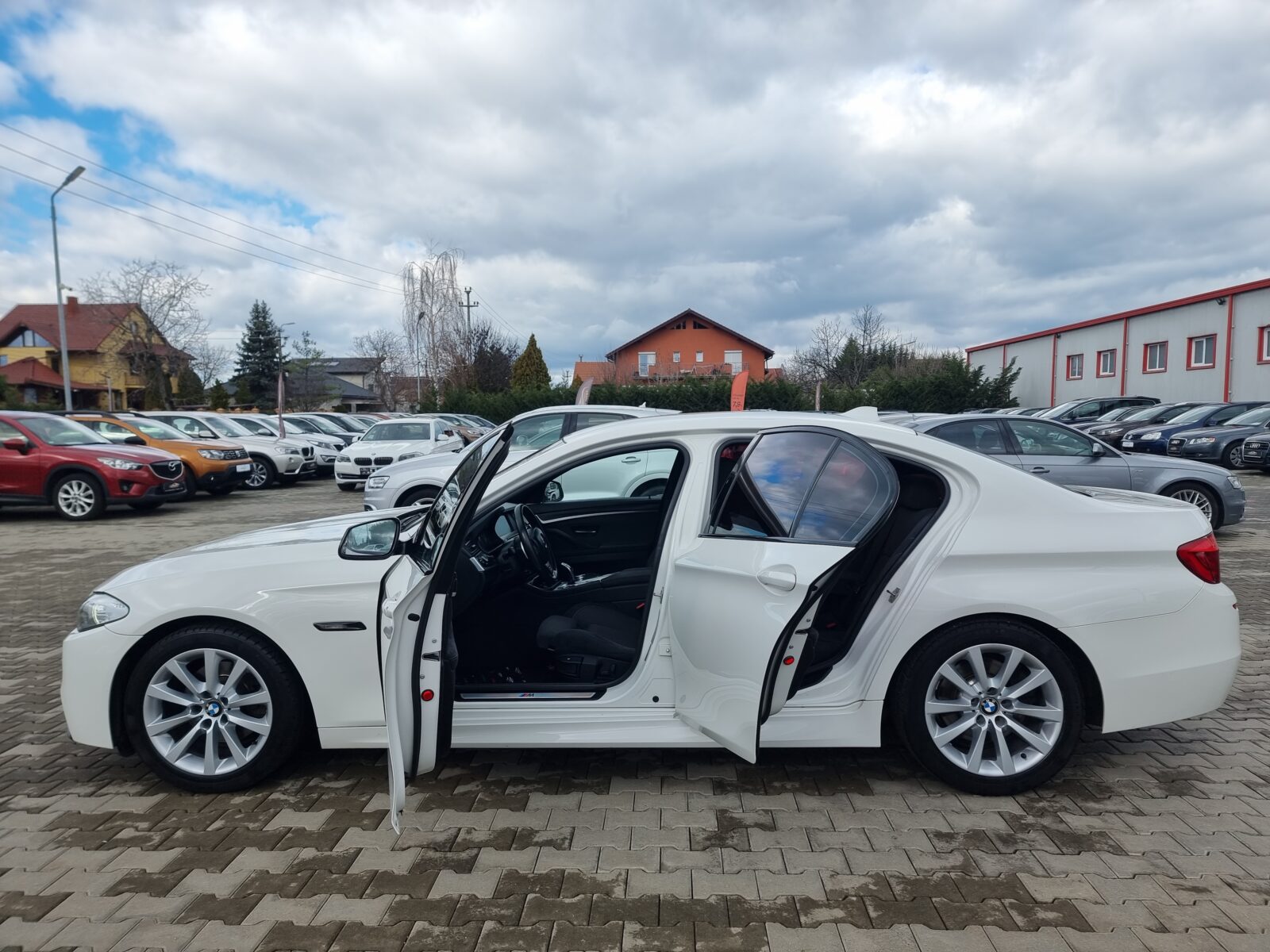 BMW 520D F10 M-PAKET, 2.0 DIESEL, 184 CP, AN 2012, EURO 5   RATE-LIVRARE-GARANTIE