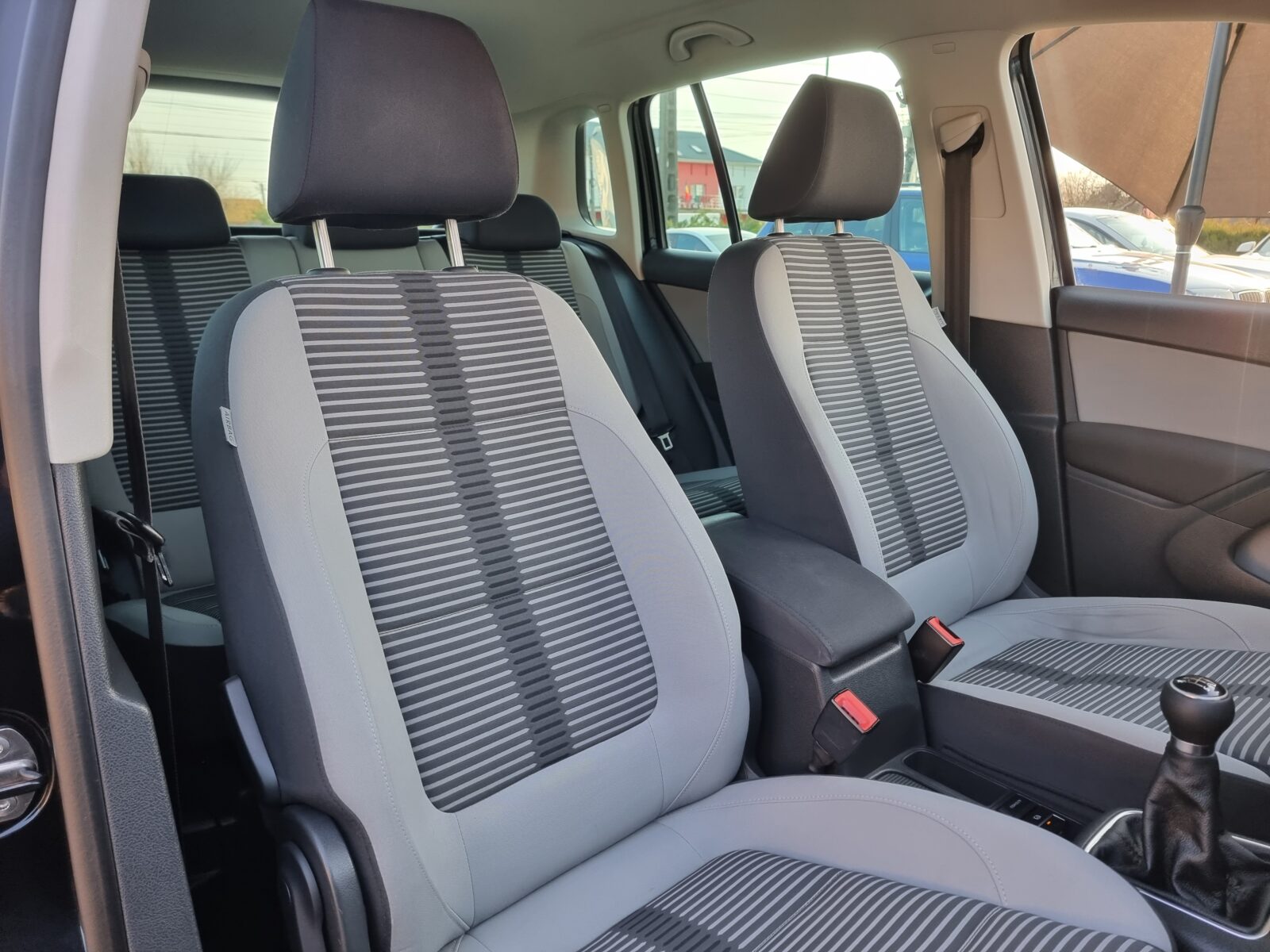 VW TIGUAN, 2.0 TDI, 140 CP, AN 2011, EURO 5      RATE-LIVRARE-GARANTIE