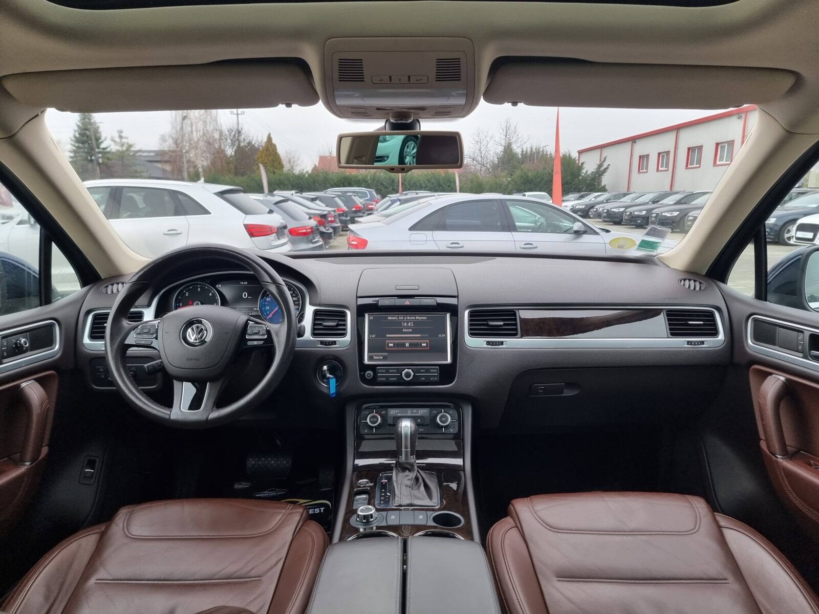 VW TOUAREG, 3.0 TDI, 239 CP, AN 2011, EURO 5     RATE-LIVRARE-GARANTIE