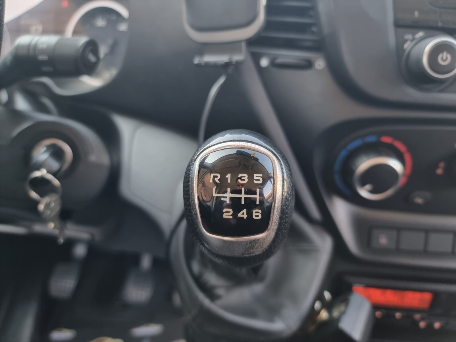 IVECO DAILY AUTOPLATFORMA, 3.0 DIESEL, 180 CP, AN 2022, EURO 6     RATE-LIVRARE-GARANTIE