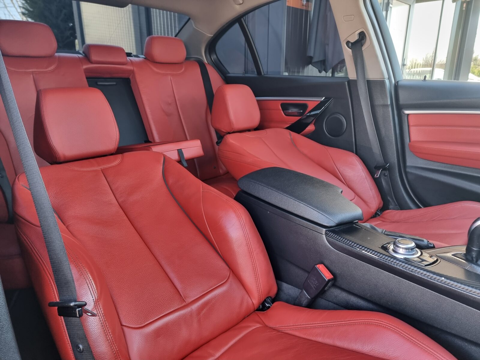BMW 320D XDRIVE M-PACHET FACELIFT, 2.0 DIESEL, 190 CP, AN 12/2015, EURO 6    RATE-LIVRARE-GARANTIE