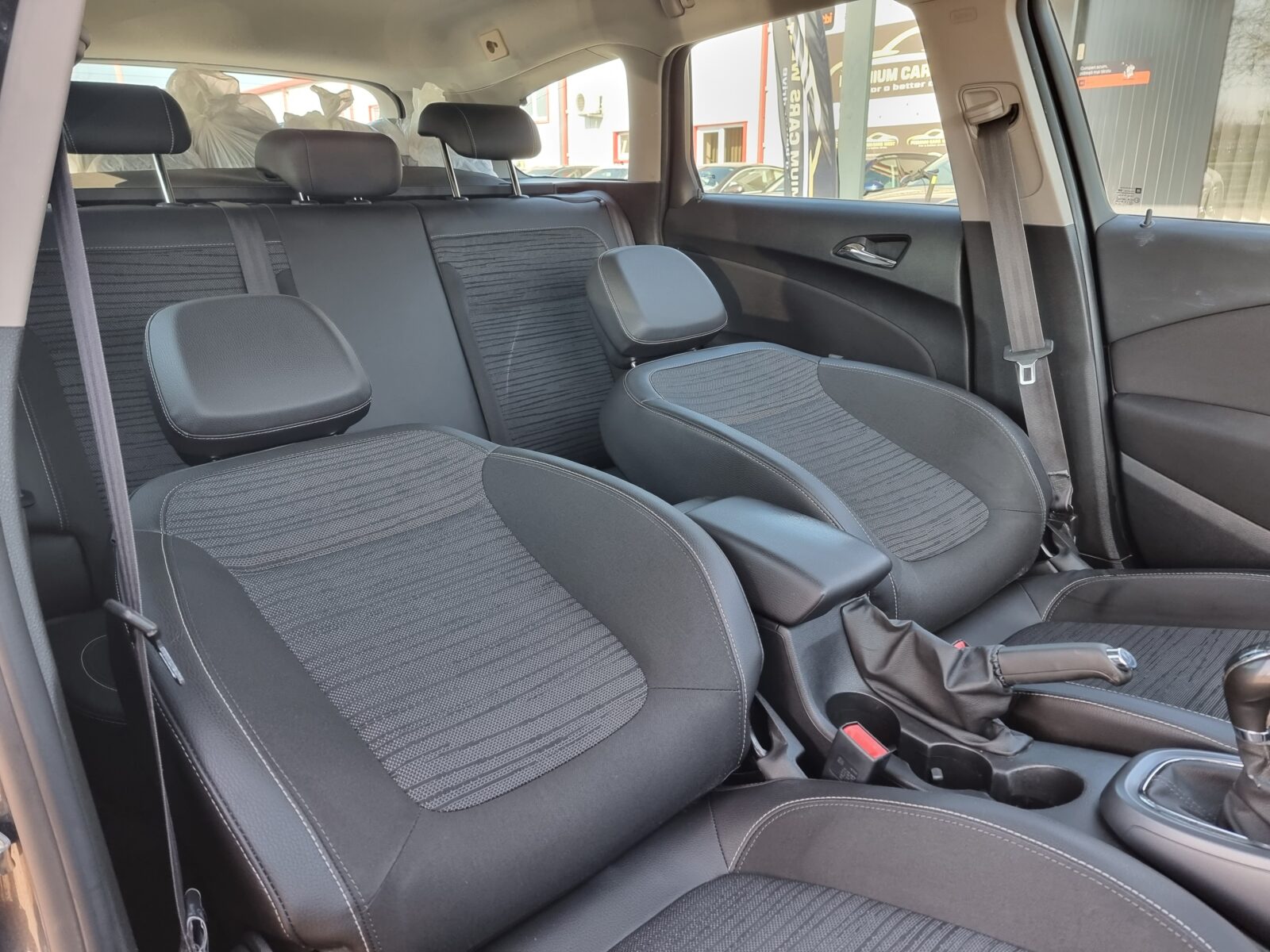 OPEL ASTRA J, 1.7 DIESEL, 110 CP, AN 2014, EURO 5     RATE-LIVRARE-GARANTIE
