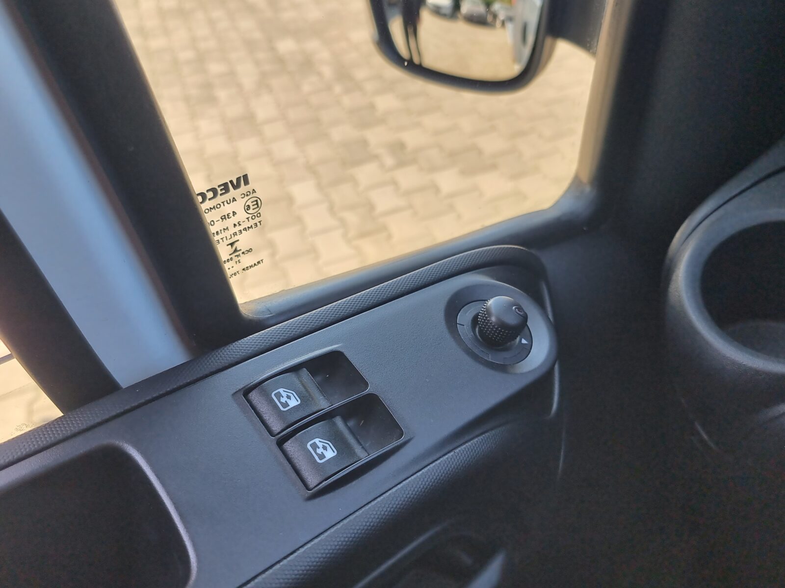 IVECO DAILY AUTOPLATFORMA, 3.0 DIESEL, 180 CP, AN 2022, EURO 6     RATE-LIVRARE-GARANTIE