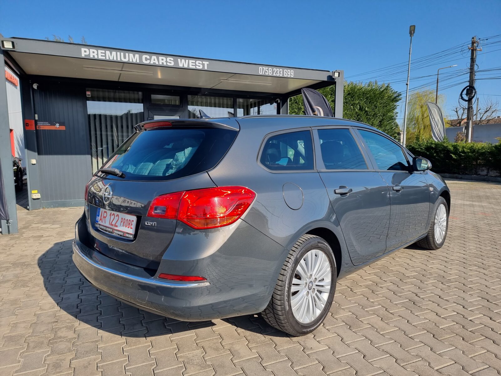 OPEL ASTRA J, 1.7 DIESEL, 110 CP, AN 2014, EURO 5     RATE-LIVRARE-GARANTIE