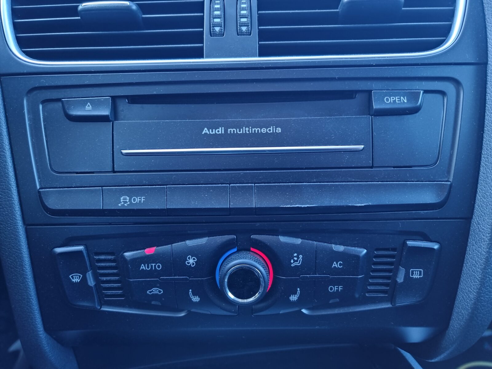 AUDI A4, 1.8 TFSI, 160 CP, AN 2012, EURO 5        RATE-LIVRARE-GARANTIE