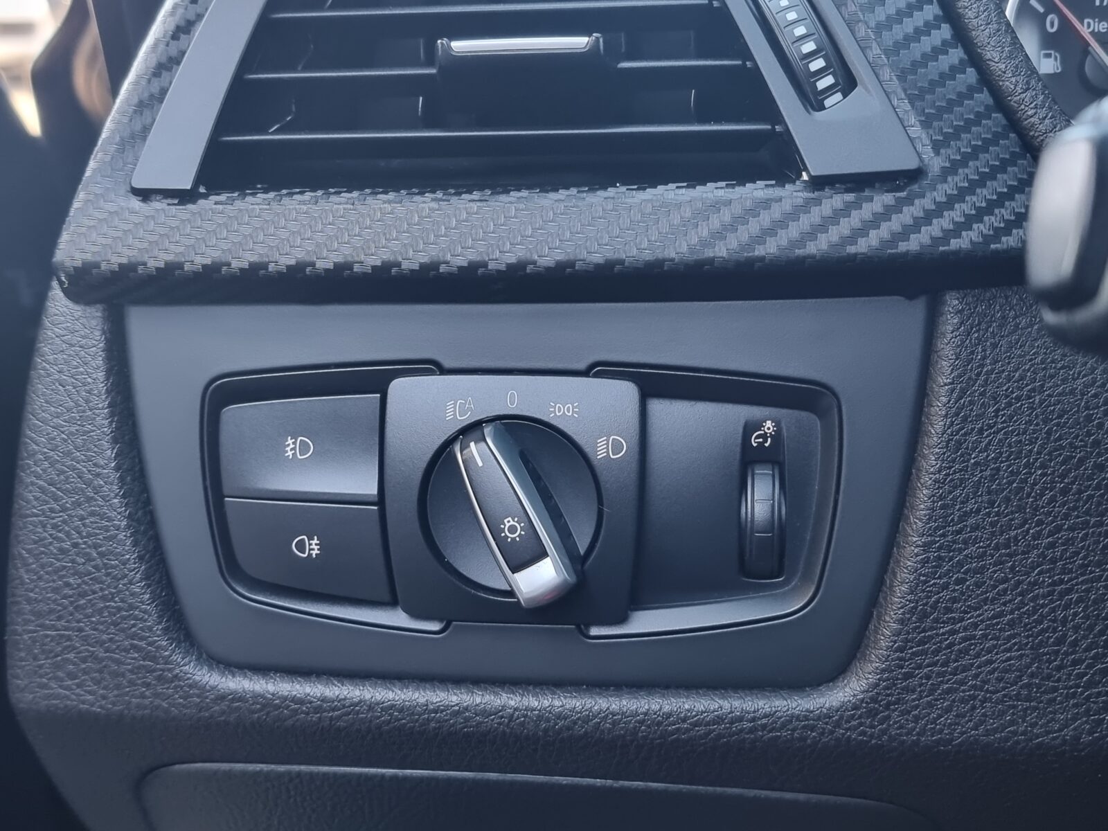 BMW 320D XDRIVE M-PACHET FACELIFT, 2.0 DIESEL, 190 CP, AN 12/2015, EURO 6    RATE-LIVRARE-GARANTIE