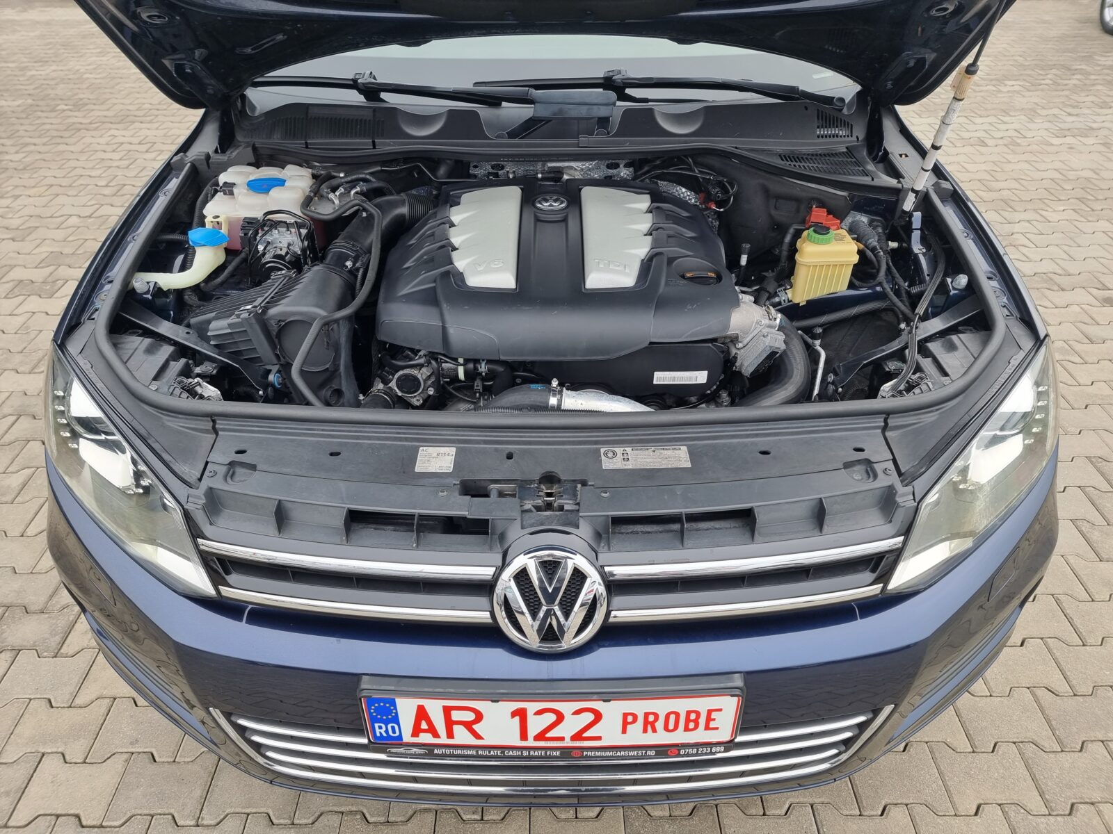 VW TOUAREG, 3.0 TDI, 239 CP, AN 2011, EURO 5     RATE-LIVRARE-GARANTIE