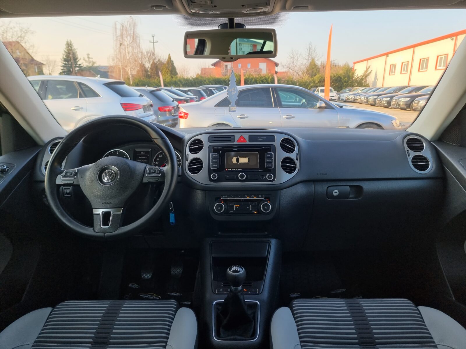 VW TIGUAN, 2.0 TDI, 140 CP, AN 2011, EURO 5      RATE-LIVRARE-GARANTIE