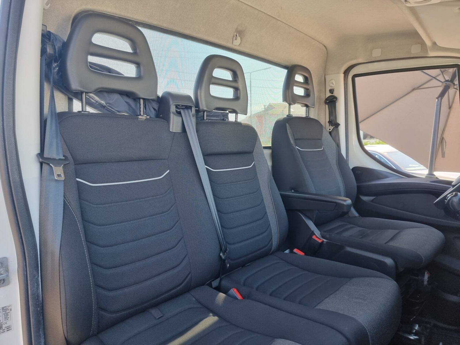 IVECO DAILY AUTOPLATFORMA, 3.0 DIESEL, 180 CP, AN 2022, EURO 6     RATE-LIVRARE-GARANTIE