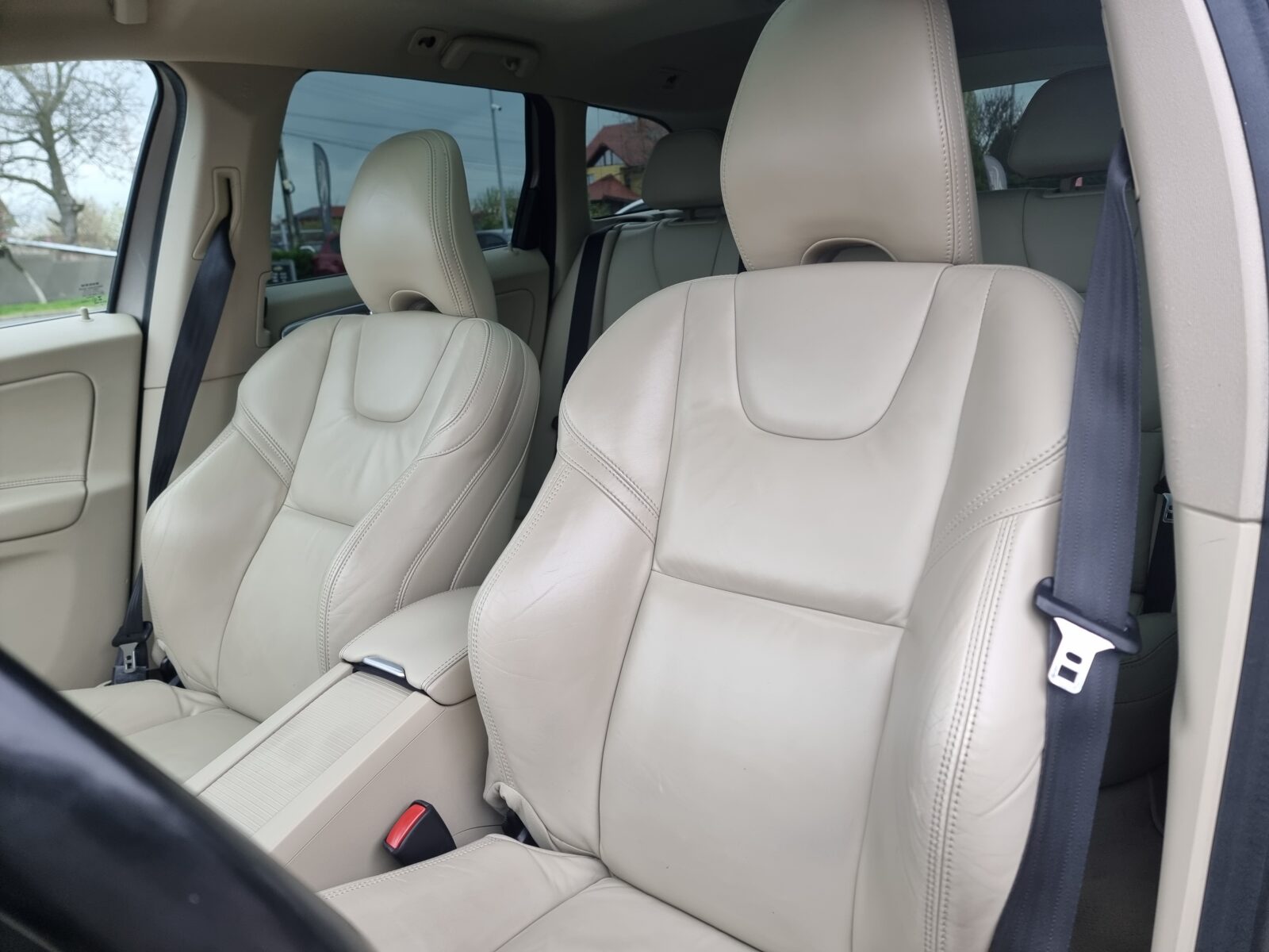 VOLVO XC-60, 2.0 DIESEL, 181 CP, AN 2014, EURO 6        RATE-LIVRARE-GARANTIE