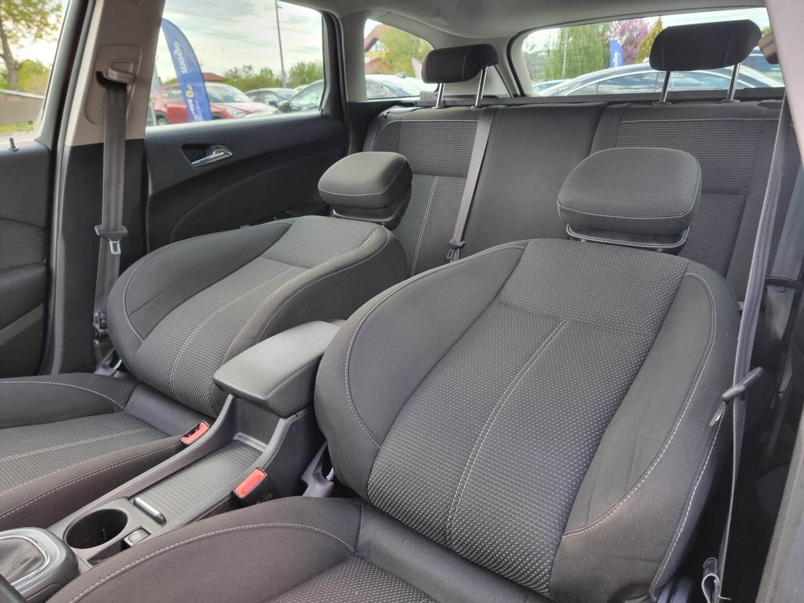 OPEL ASTRA J, 1.6 DIESEL, 136 CP, AN 2015, EURO 6      RATE-LIVRARE-GARANTIE