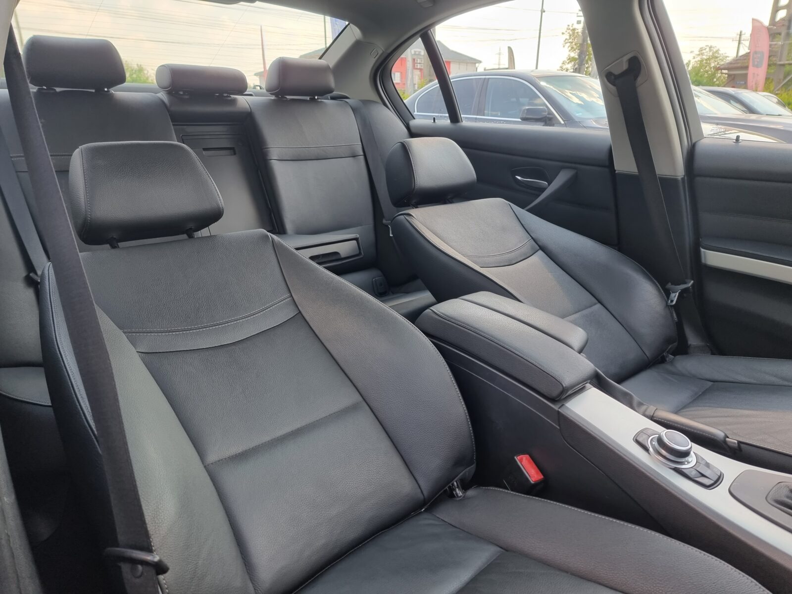 BMW SERIA 3, 2.0 DIESEL, 143 CP, AN 2010, EURO 5      RATE-LIVRARE-GARANTIE