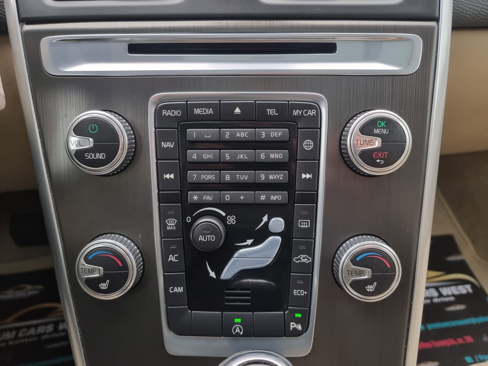 VOLVO XC-60, 2.0 DIESEL, 181 CP, AN 2014, EURO 6        RATE-LIVRARE-GARANTIE