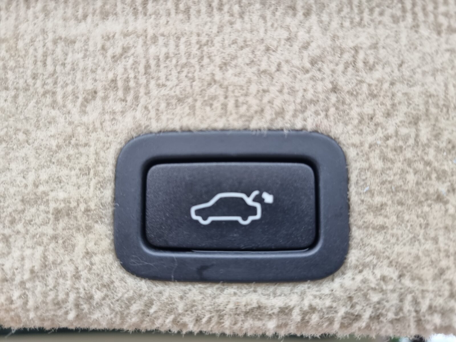 VOLVO XC-60, 2.0 DIESEL, 181 CP, AN 2014, EURO 6        RATE-LIVRARE-GARANTIE