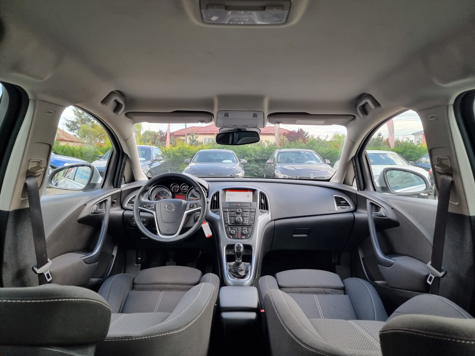 OPEL ASTRA J, 1.6 DIESEL, 136 CP, AN 2015, EURO 6      RATE-LIVRARE-GARANTIE