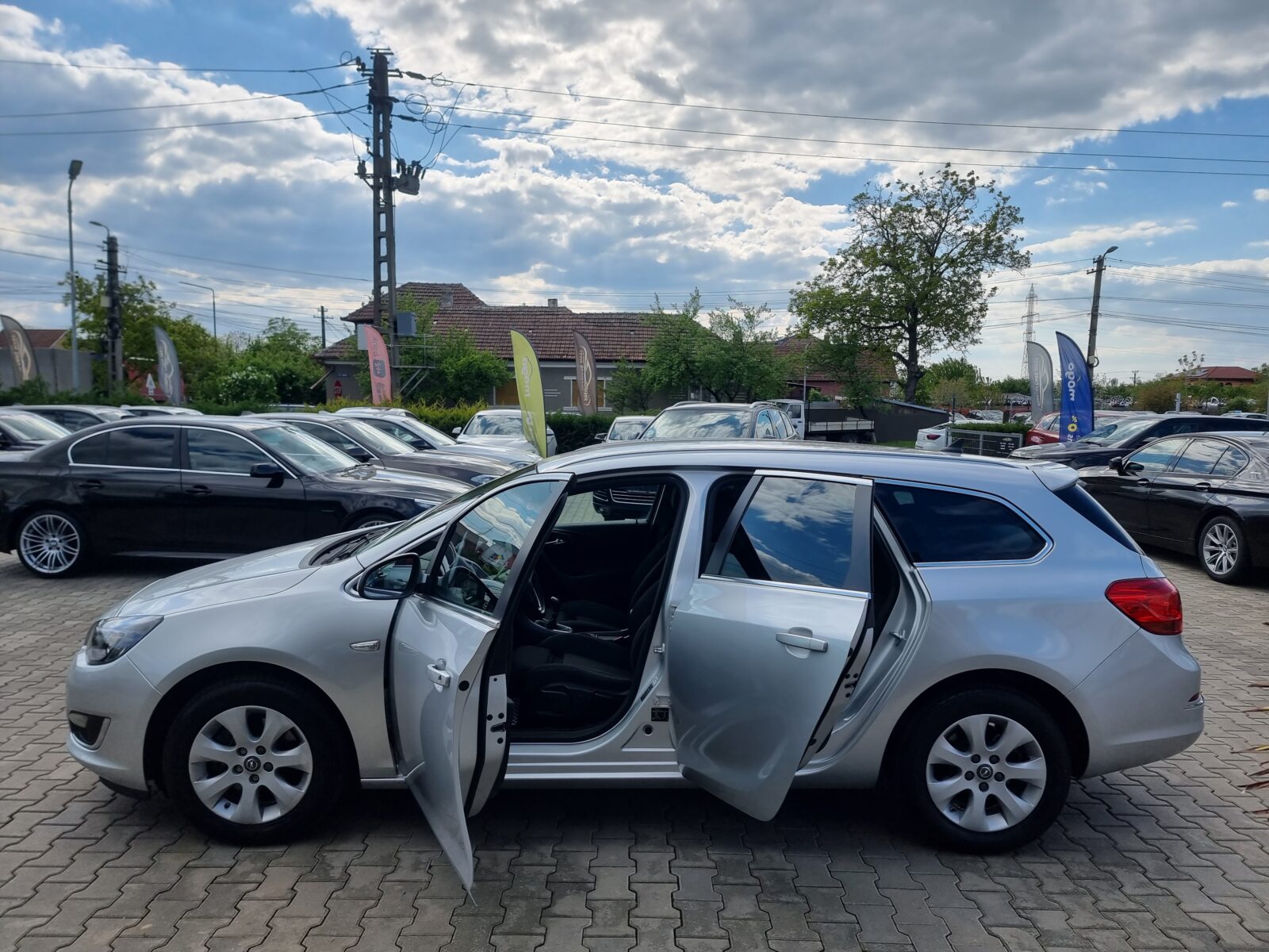 OPEL ASTRA J, 1.6 DIESEL, 136 CP, AN 2015, EURO 6      RATE-LIVRARE-GARANTIE