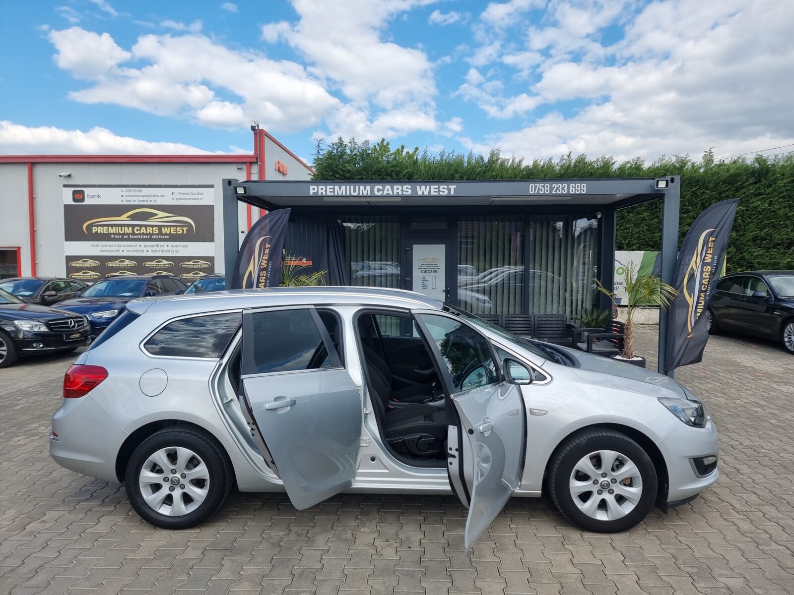 OPEL ASTRA J, 1.6 DIESEL, 136 CP, AN 2015, EURO 6      RATE-LIVRARE-GARANTIE